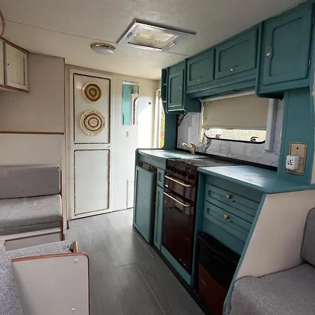 Caravan Albania Kamp alanı *